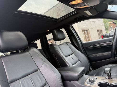 Used 2014 Jeep Grand Cherokee Limited AWD/4WD image 18