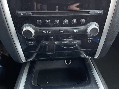 Used 2016 Nissan Pathfinder S image 24