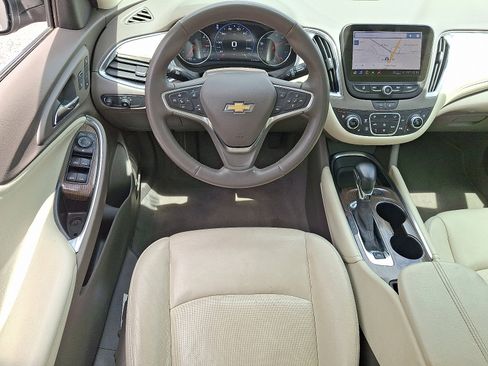 Used 2024 Chevrolet Malibu LT FWD image 12