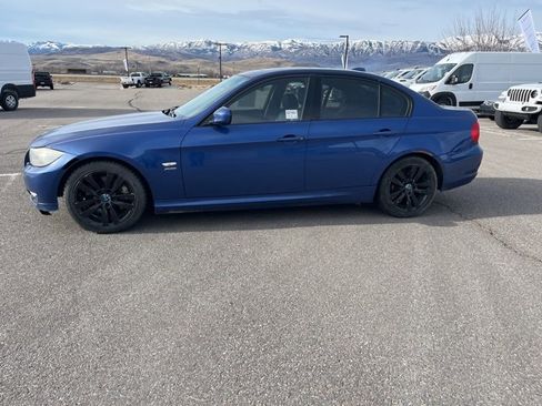 Used 2010 BMW 335i xDrive Sedan image 5