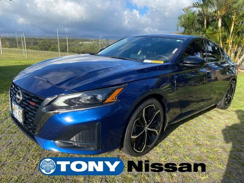 Used 2023 Nissan Altima 2.5 SR w/ SR Premium Package FWD image 21