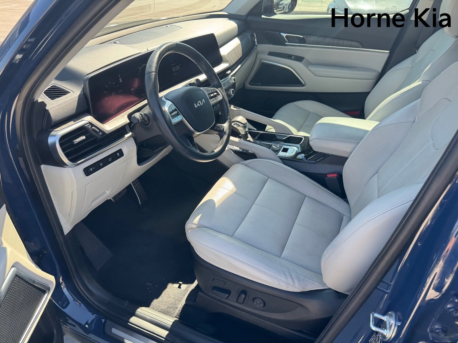 Certified 2024 Kia Telluride SX FWD image 9