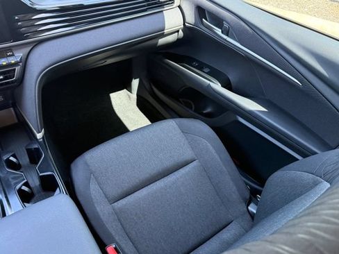 Used 2025 Toyota Camry LE w/ Convenience Package FWD image 24