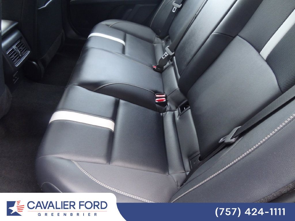 Used 2025 Toyota Camry SE FWD image 8