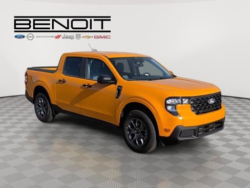 New 2026 Ford Maverick XLT image 2