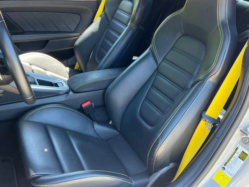 Certified 2022 Porsche 911 Turbo S AWD/4WD image 5