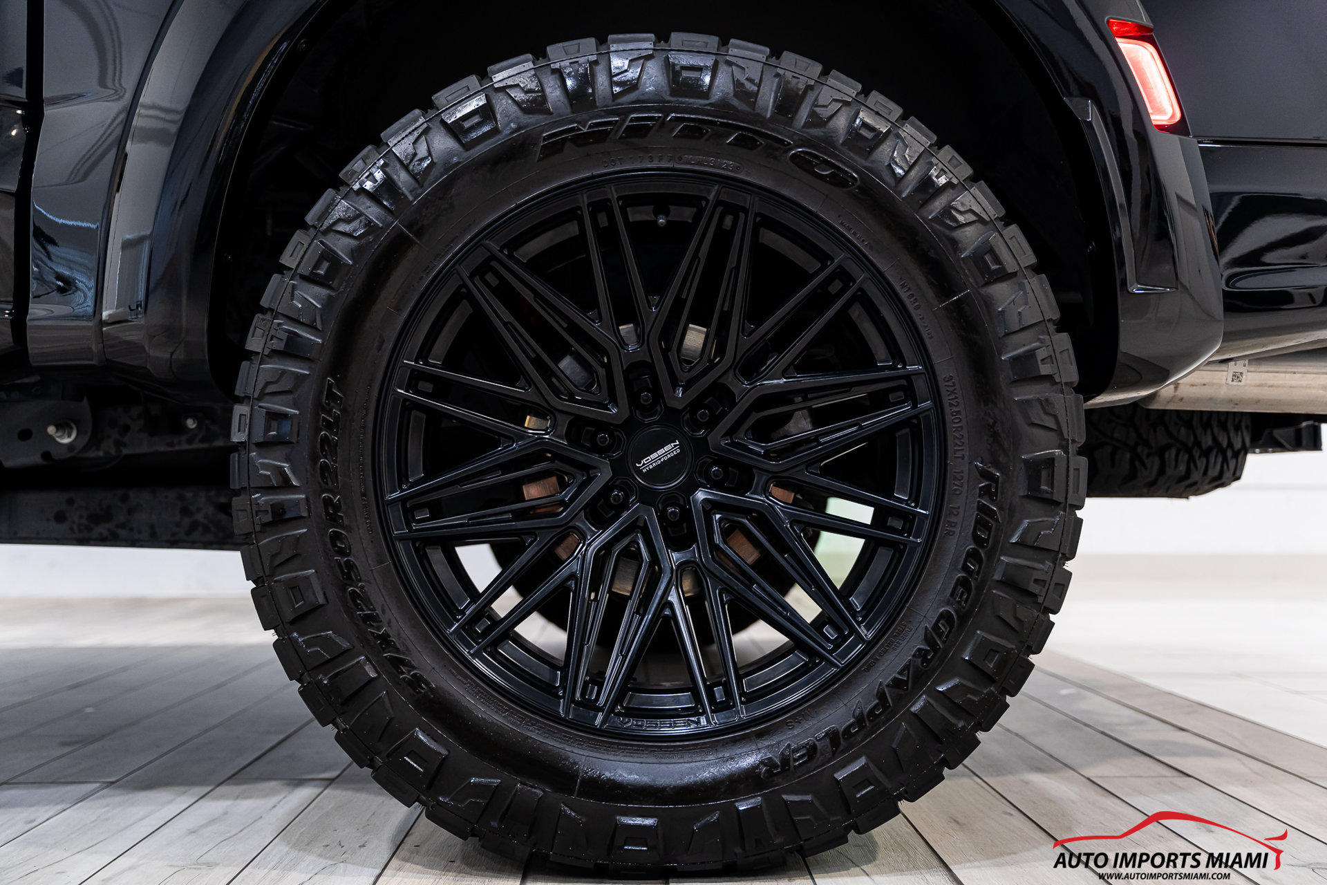 Used 2023 Ford F150 Raptor w/ Equipment Group 802A Raptor R AWD/4WD image 89