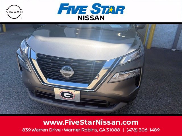 Used 2023 Nissan Rogue SV FWD image 5