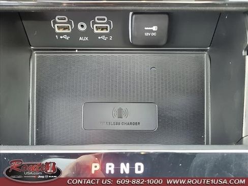 Used 2023 Jeep Grand Cherokee Altitude image 25