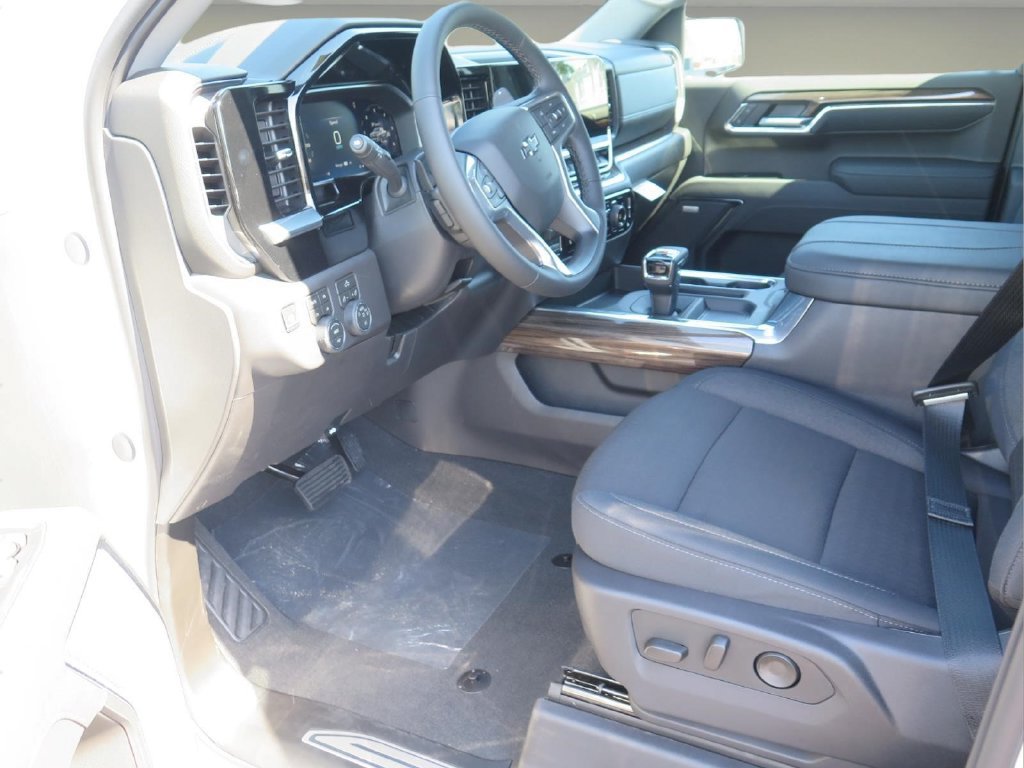 New 2026 Chevrolet Silverado 1500 RST w/ All Star Edition Plus AWD/4WD image 9