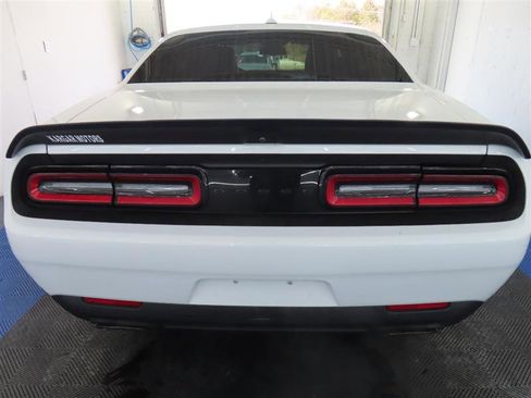 Used 2022 Dodge Challenger SRT Hellcat w/ Plus Package image 11