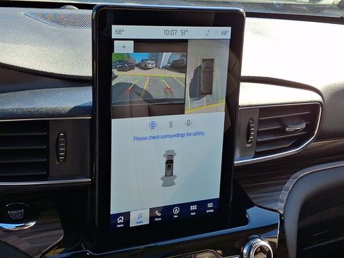 Certified 2023 Ford Explorer Limited w/ Limited Technology Package image 22