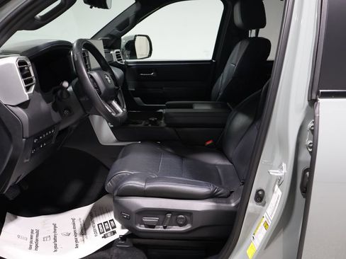 Used 2024 Toyota Tundra Platinum image 10
