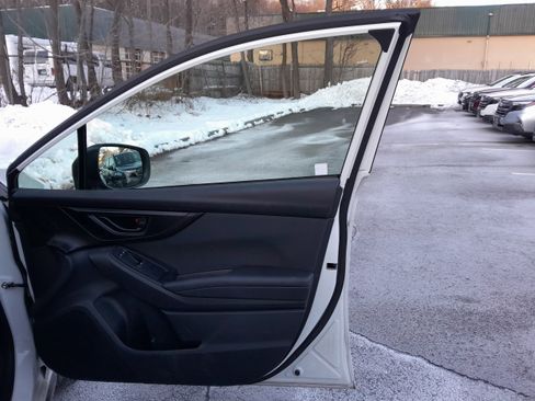 Used 2023 Subaru Crosstrek 2.0i Premium image 33