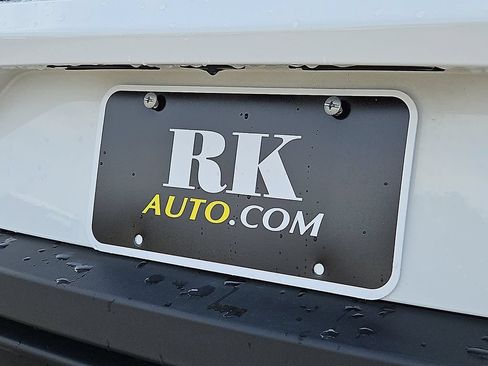 Used 2024 Ford Mustang Coupe RWD image 30