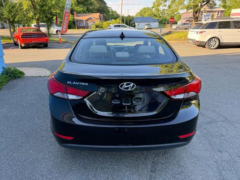 Used 2016 Hyundai Elantra SE FWD image 5