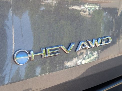Used 2025 Toyota Sienna Limited AWD/4WD image 13