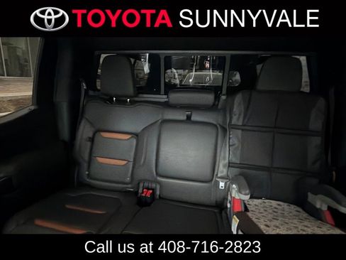 Used 2021 GMC Sierra 1500 AT4 w/ Technology Package image 6