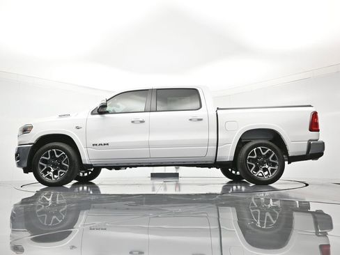 New 2026 RAM 1500 Laramie AWD/4WD image 44