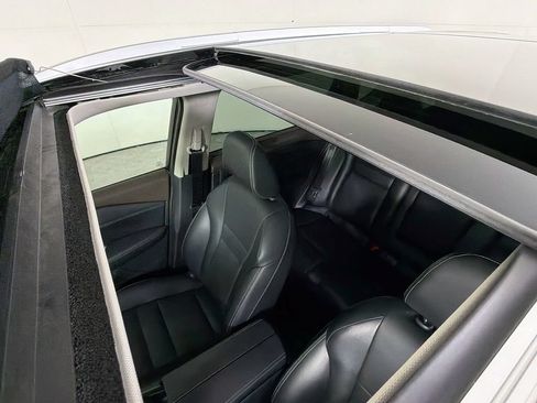 Used 2023 Nissan Rogue SL w/ SL Premium Package FWD image 17