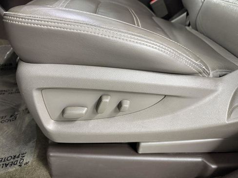 Used 2018 GMC Yukon XL Denali w/ Denali Ultimate Package image 15