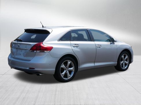 Used 2015 Toyota Venza Limited AWD/4WD image 7