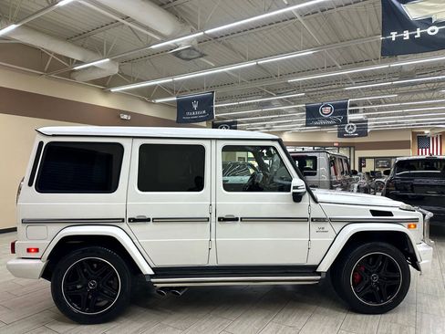 Used 2017 Mercedes-Benz G 63 AMG 4MATIC image 6