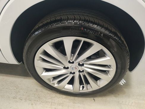 New 2026 Buick Envision Avenir image 21