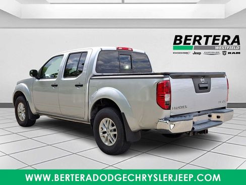 Used 2019 Nissan Frontier SV AWD/4WD image 4