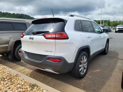 Used 2018 Jeep Cherokee Limited FWD image 9