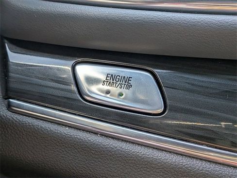 Used 2024 Buick Enclave Essence w/ Experience Buick Package image 23