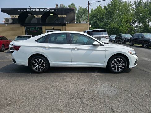 Used 2022 Volkswagen Jetta S FWD image 2