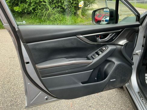 Used 2019 Subaru Crosstrek 2.0i Limited w/ Moonroof Package w/Navigation AWD/4WD image 14