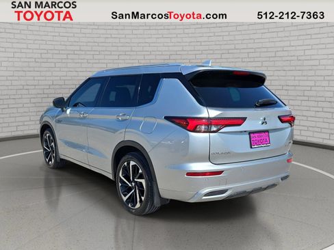 Used 2023 Mitsubishi Outlander SEL AWD/4WD image 8