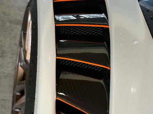 Used 2017 Lamborghini Huracan LP 580-2 RWD image 10
