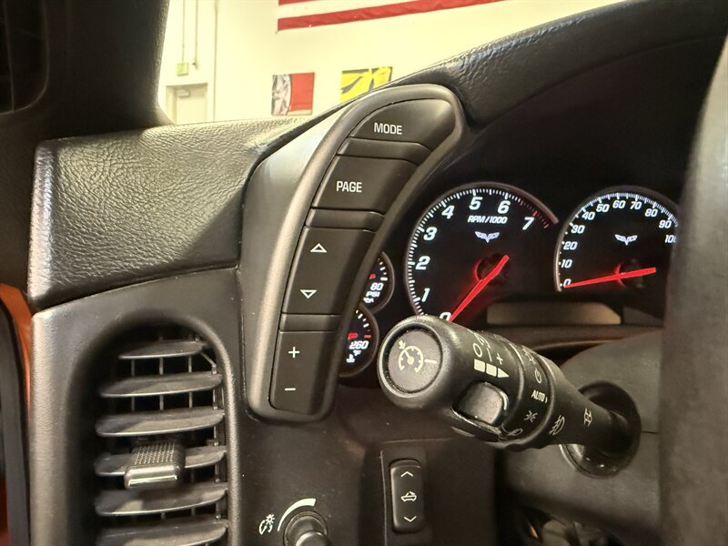 Used 2007 Chevrolet Corvette Convertible w/ Preferred Equipment Group RWD image 20
