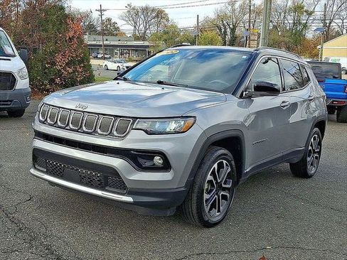 Certified 2022 Jeep Compass Limited w/ Sun and Sound Group AWD/4WD image 7