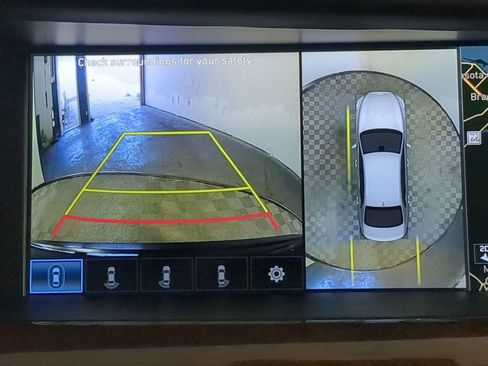 Used 2018 Genesis G90 3.3T Premium image 25