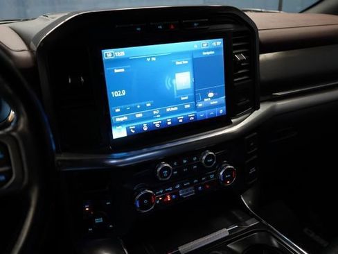 Used 2022 Ford F150 Lariat w/ Equipment Group 502A High AWD/4WD image 34