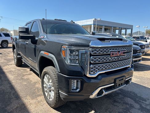 Used 2021 GMC Sierra 2500 Denali w/ Denali Ultimate Package image 8