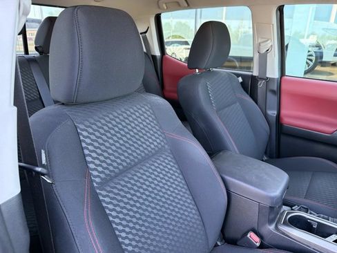 Used 2023 Toyota Tacoma SR5 w/ Technology Package AWD/4WD image 16