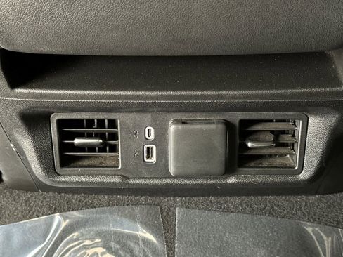 Used 2024 GMC Sierra 1500 SLT image 14