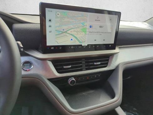 New 2026 Ford Explorer Active image 12