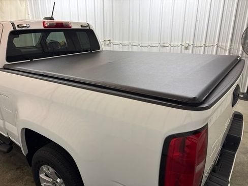 Used 2021 Chevrolet Colorado LT w/ Fleet Safety Package RWD image 9