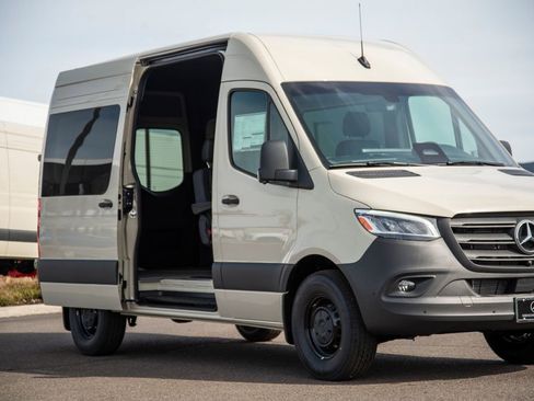 New 2026 Mercedes-Benz Sprinter 2500 image 6