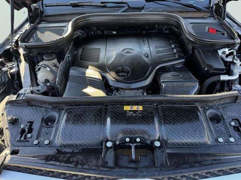 Used 2020 Mercedes-Benz GLE 450 4MATIC w/ Premium Package image 56