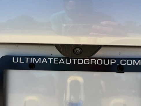 Used 2025 Jeep Grand Cherokee Altitude AWD/4WD image 7
