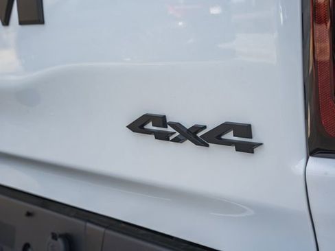 New 2026 RAM 1500 Express AWD/4WD image 10