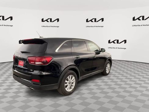 Used 2020 Kia Sorento LX FWD image 8