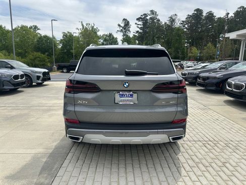 New 2026 BMW X5 sDrive40i w/ Climate Comfort Package RWD image 5